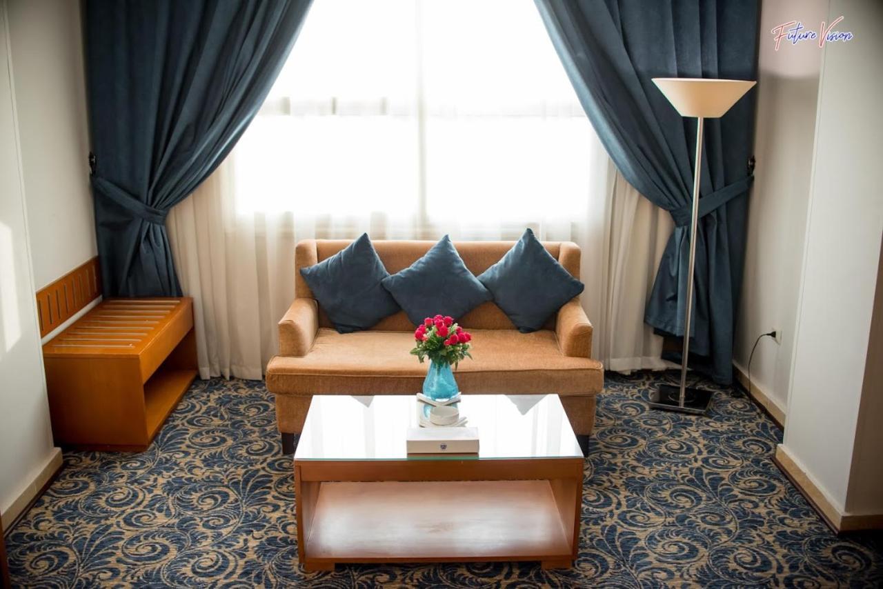 Rehana Plaza Hotel Il Il Cairo Esterno foto A room at the hotel