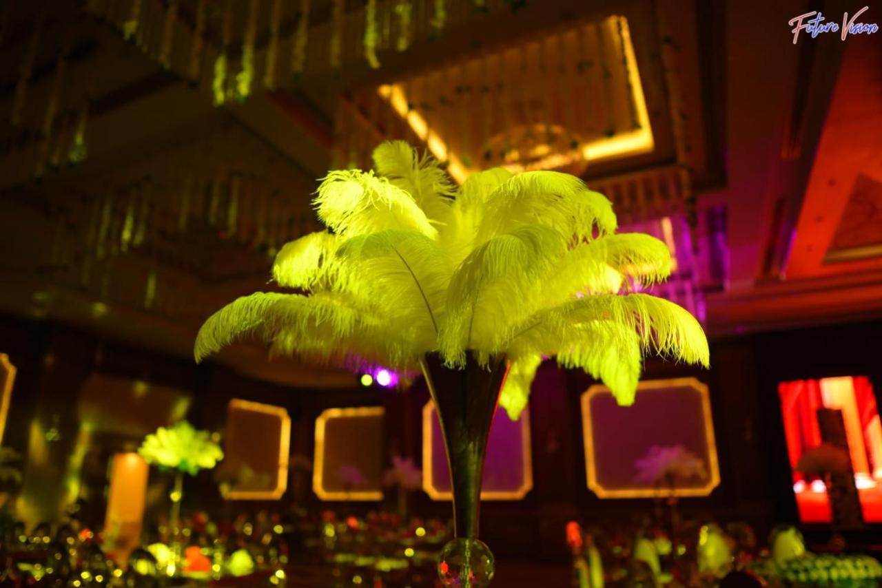Rehana Plaza Hotel Il Il Cairo Esterno foto The interior of the nightclub