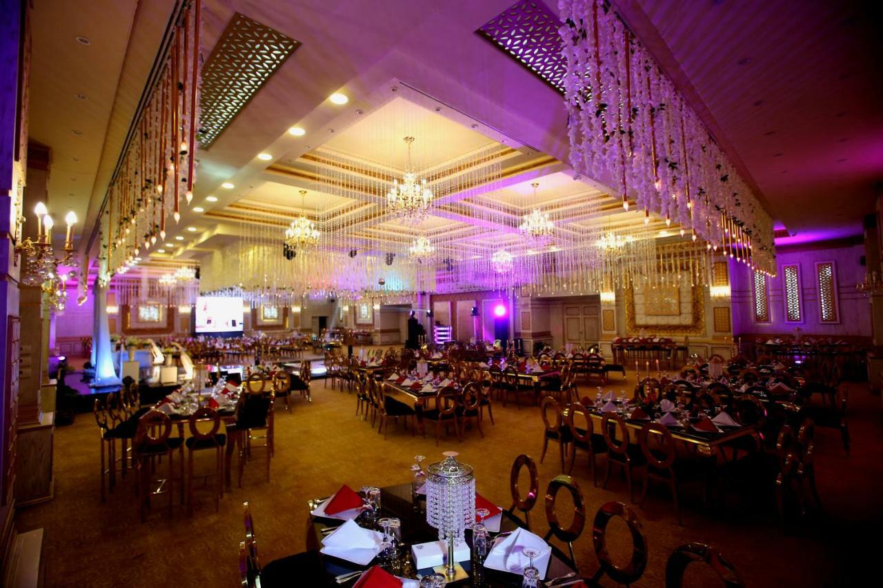 Rehana Plaza Hotel Il Il Cairo Esterno foto The 2011 awards ceremony