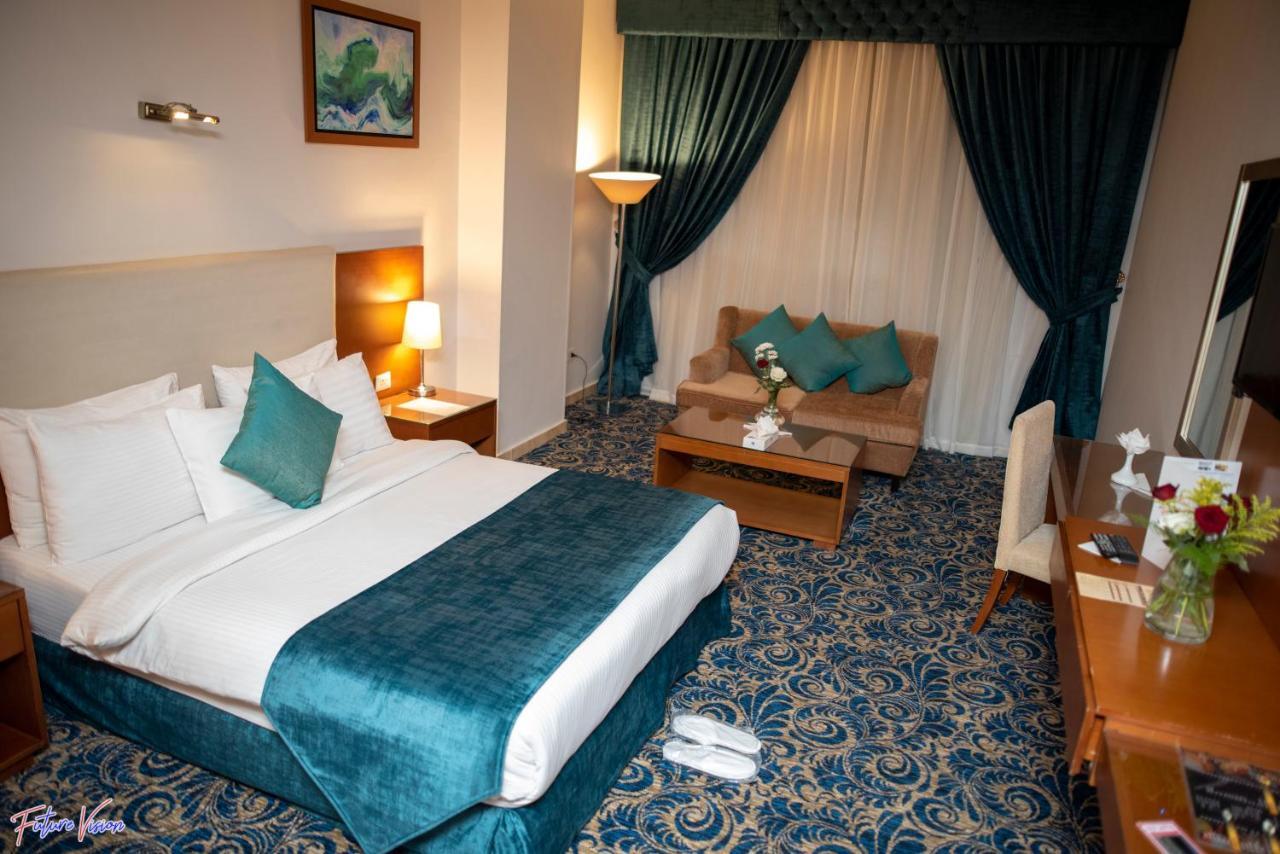 Rehana Plaza Hotel Il Il Cairo Esterno foto A room at the hotel